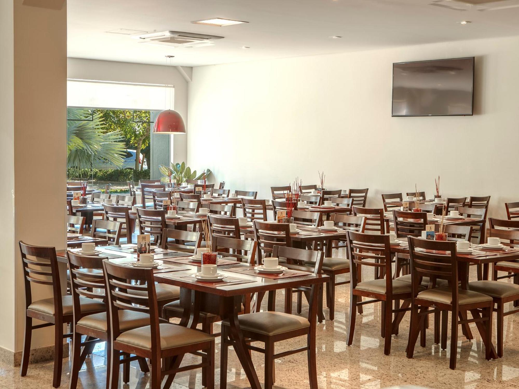 Valinhos Plaza Hotel Buitenkant foto